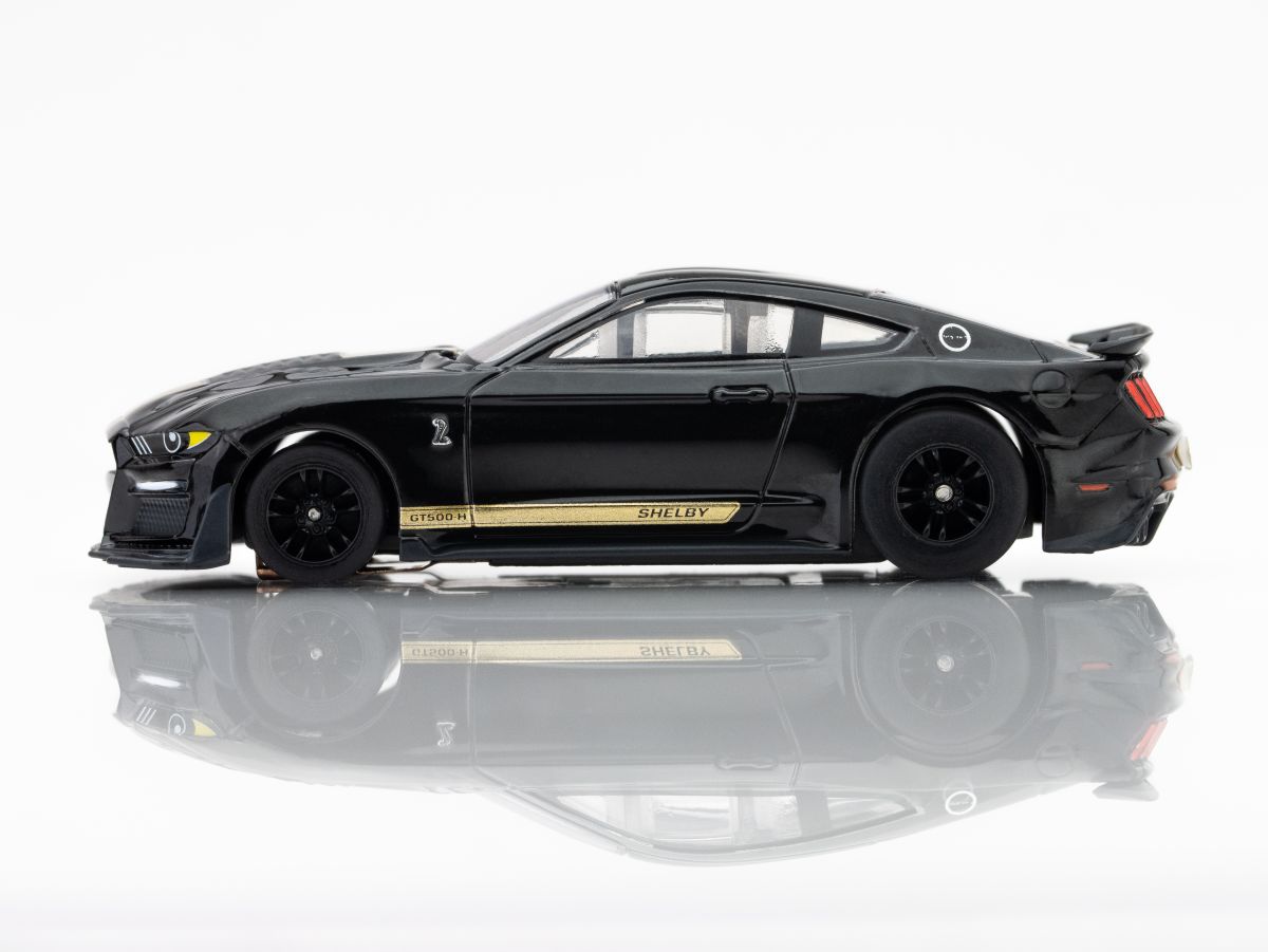 Mustang GT500KR Black/Gold