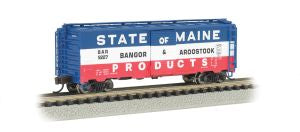 N 40' Steel Boxcar BAR/red wht blu