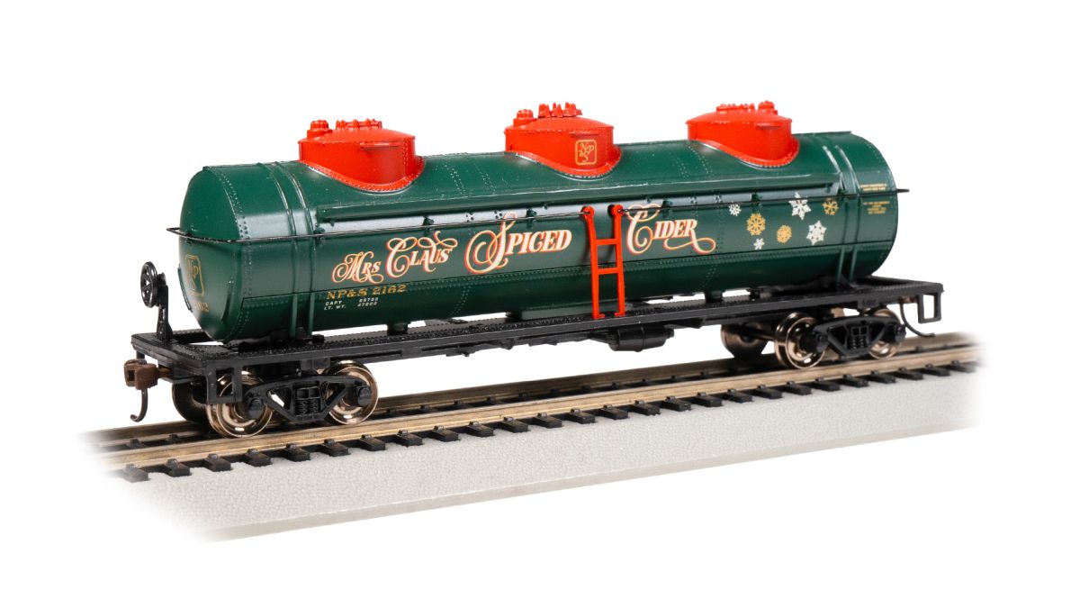 HO 40' Triple Dome Tank Car Mrs. Claus' Spiced Cider #2162