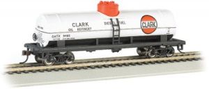 HO 40' Single Dome Tank Car Clark #9485