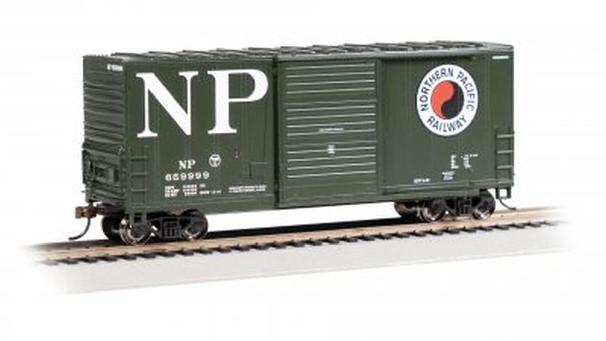 HO Hi-Cube Boxcar w/Sliding Door NP #659999