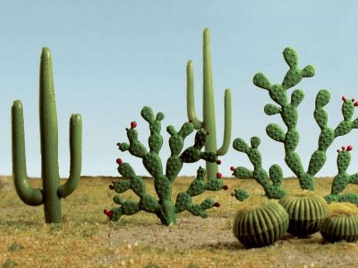 HO MIXED CACTI  1/4 TO 2.5 TALL (15/pk)