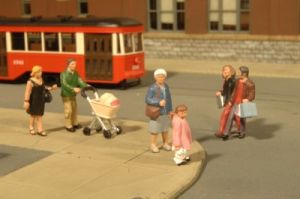 HO Strolling Figures/6pc