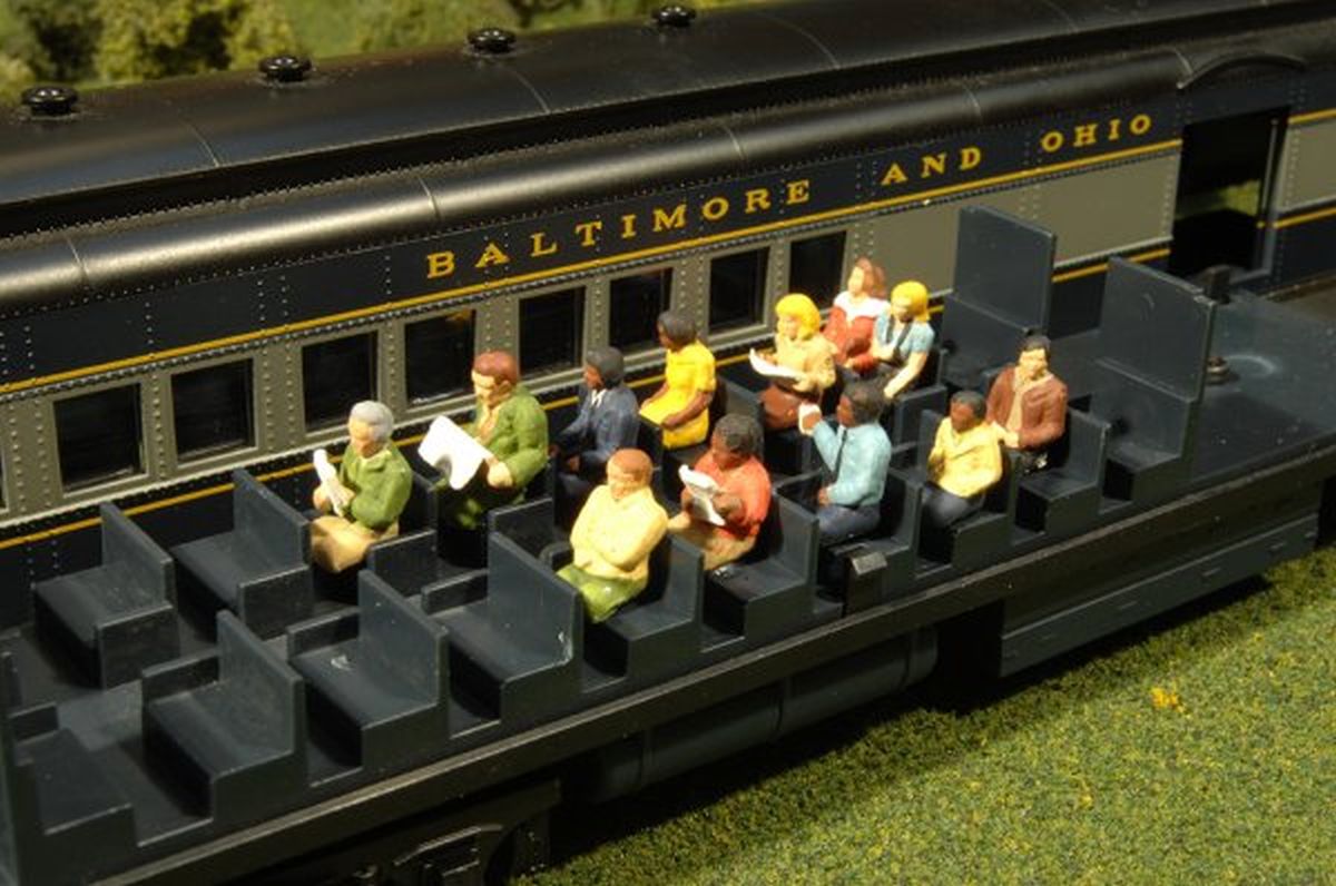 N Waist-Up Seated Passengers/12pcs