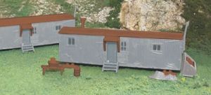 HO Plasticville Railroad Work Sheds/2pc   Railroad Work Sh