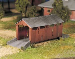 O Plasticville Covered Bridge