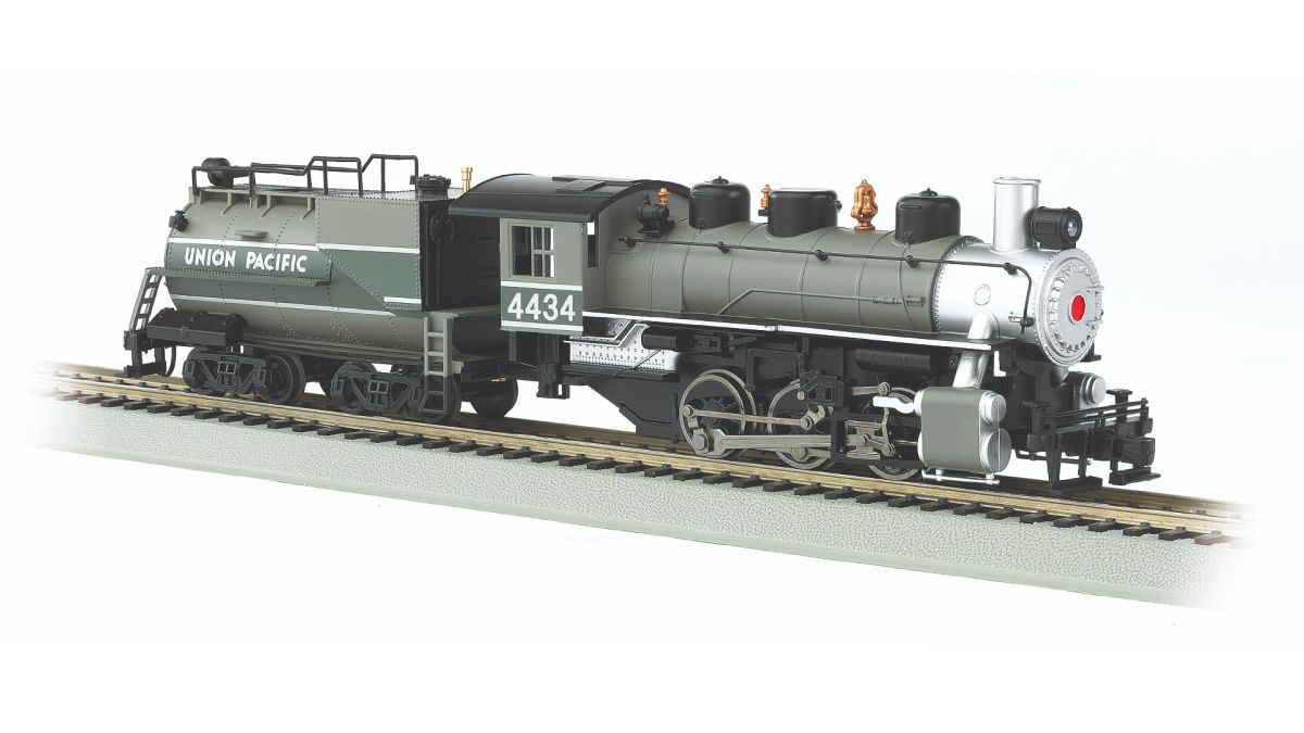 HO 0-6-0 Steam Loco w/Slope Tender UP #4434  w/Smoke