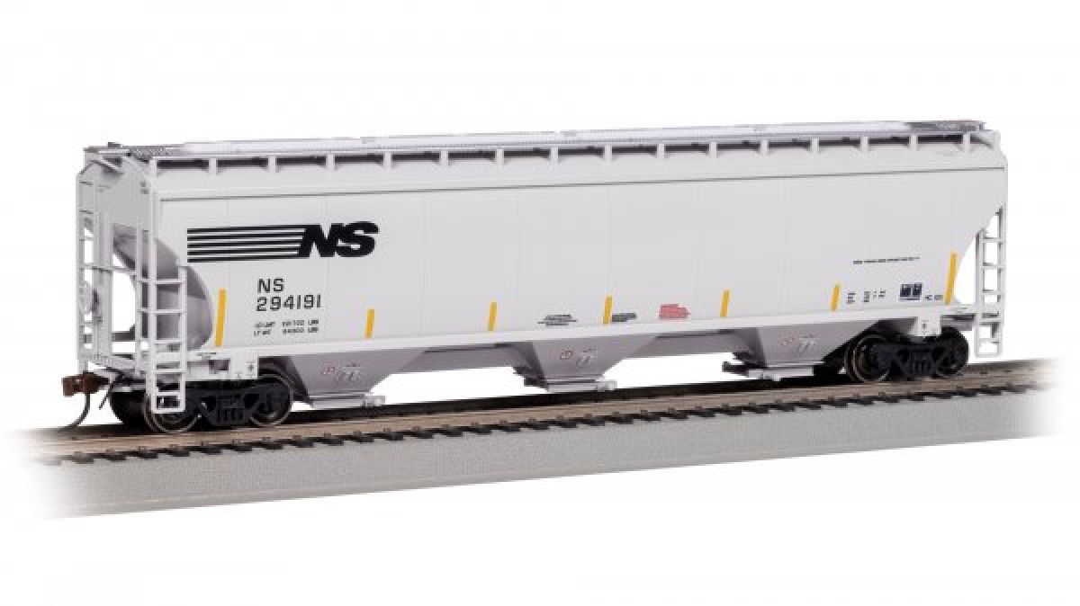 HO Trinity 3-Bay Cvd.Hopper NS #294191