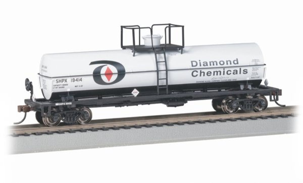 HO Chemical Tank Car Diamond Chemicals #19414