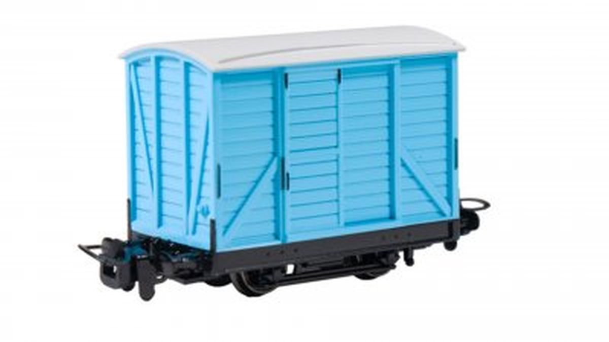 HO TTT Narrow Gauge Blue Box Van (Runs on N Track)