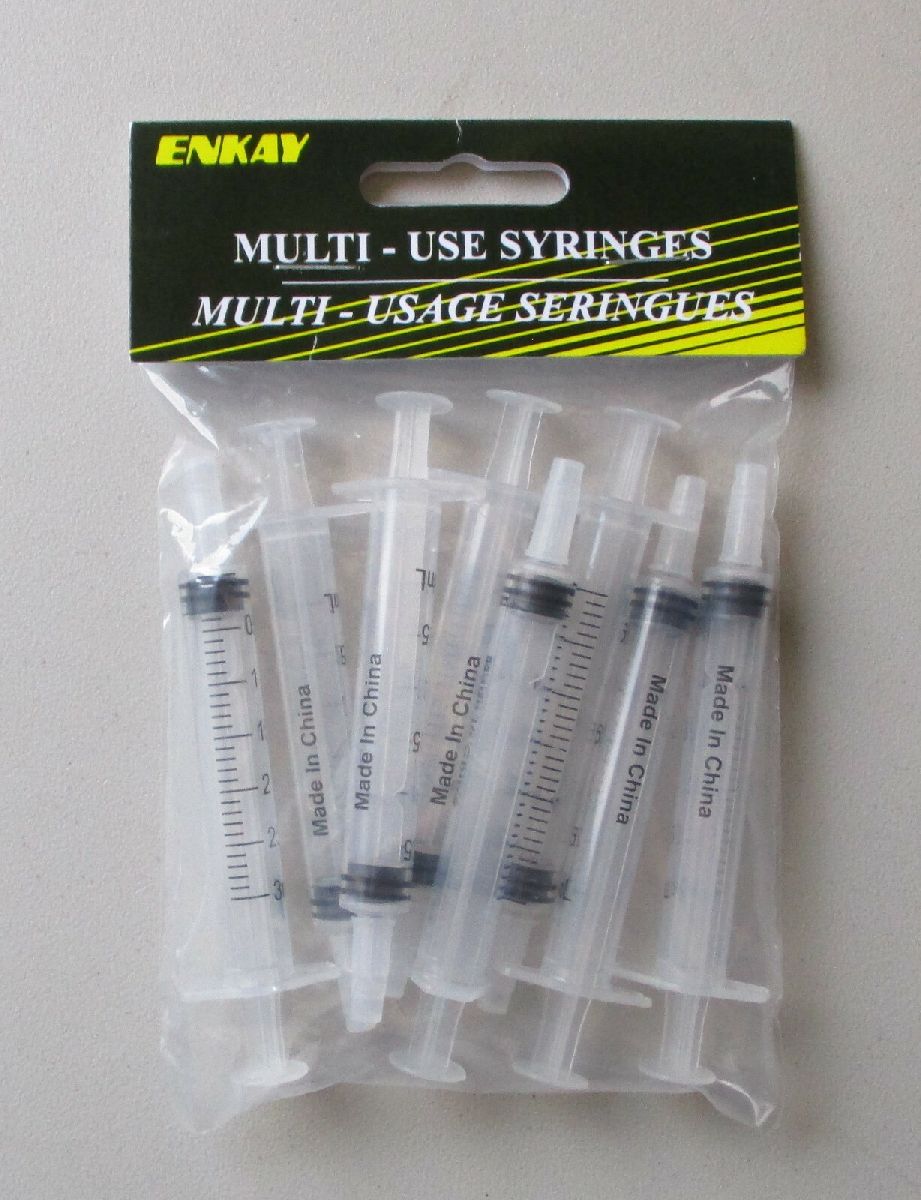 8 pc Small Syringe 3Mil Pb