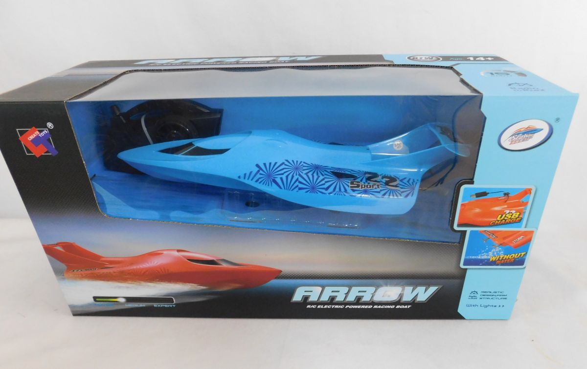 R/C  Racing Boat Arrow