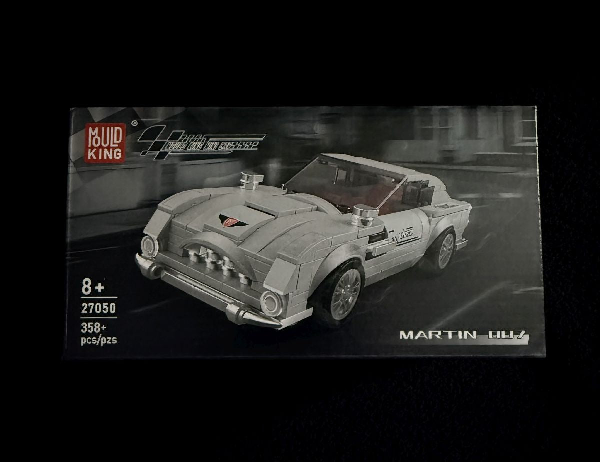 Brick Set Silver Martin 007 Supercar