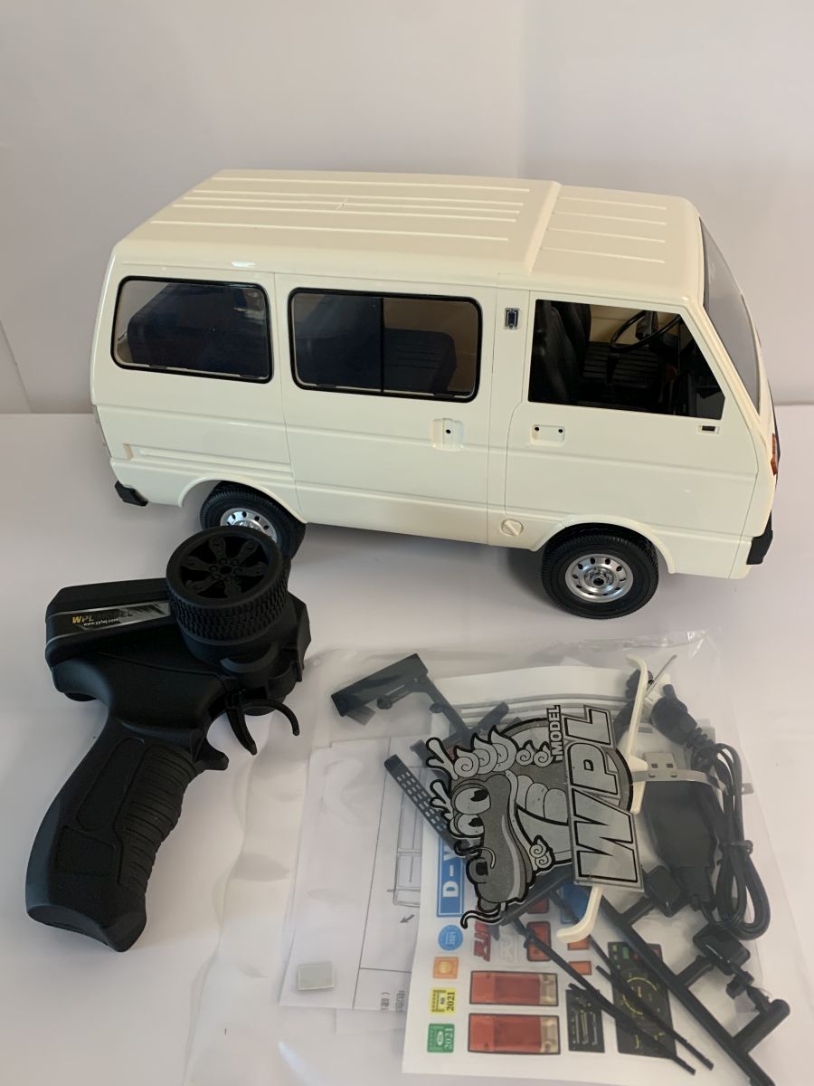 Rtr Rc Van White 1/10 2.4 Ghz