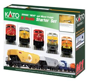 N BNSF ES44AC Freight Starter Set