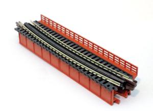 N Curved Deck Girder Bridge/Red 17-5/8R (448mm-15*)