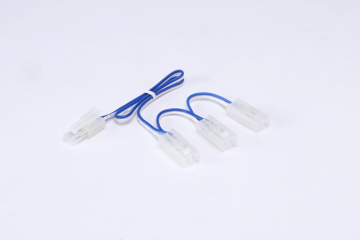 3-Way Extension Cord (30 cm)