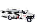 O RTR White Fire Truck