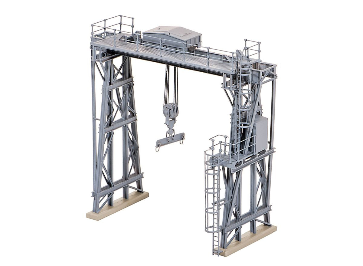 HO Traversing Crane