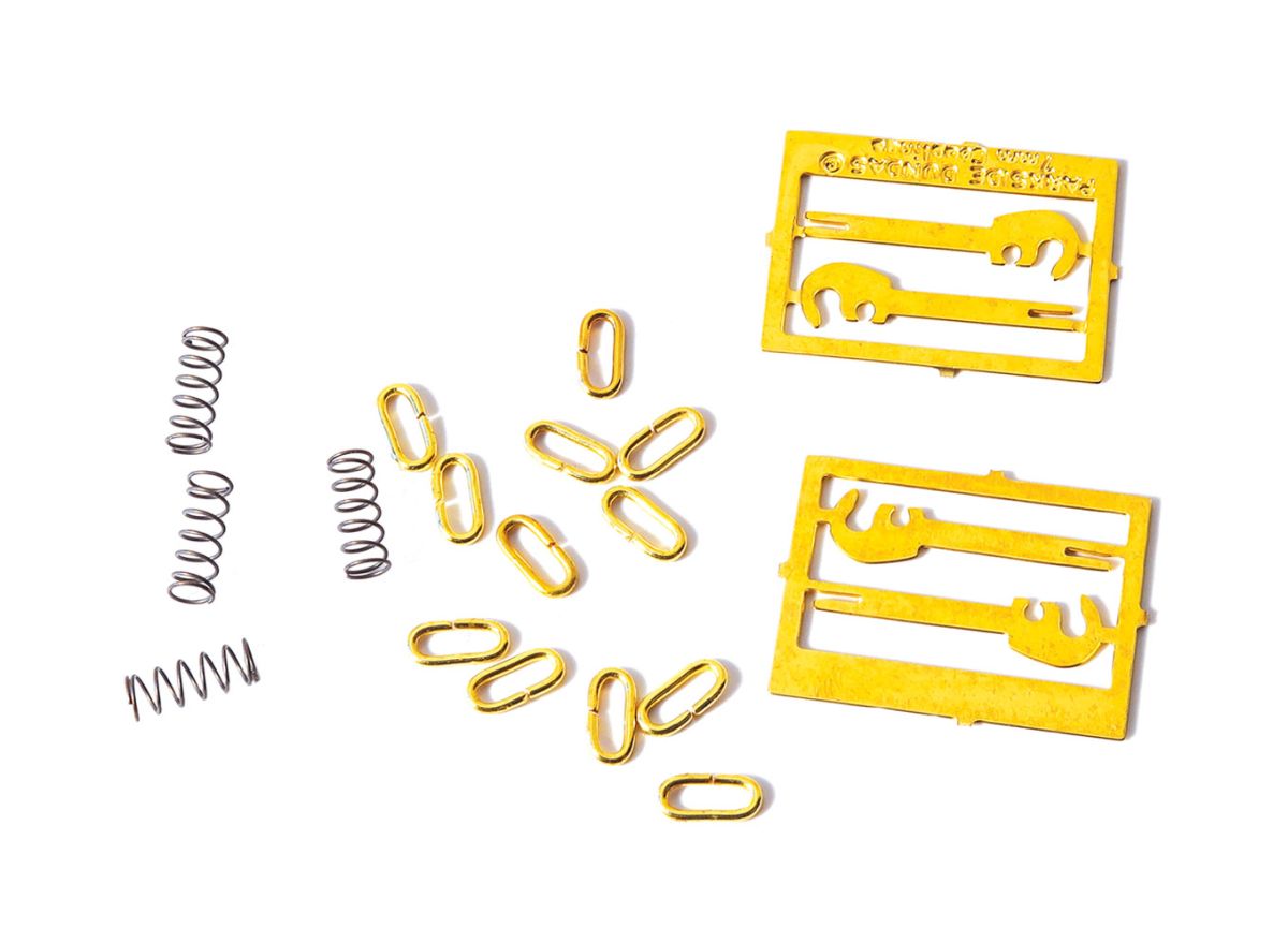 O 3 Link Couplings Etched hook Springs