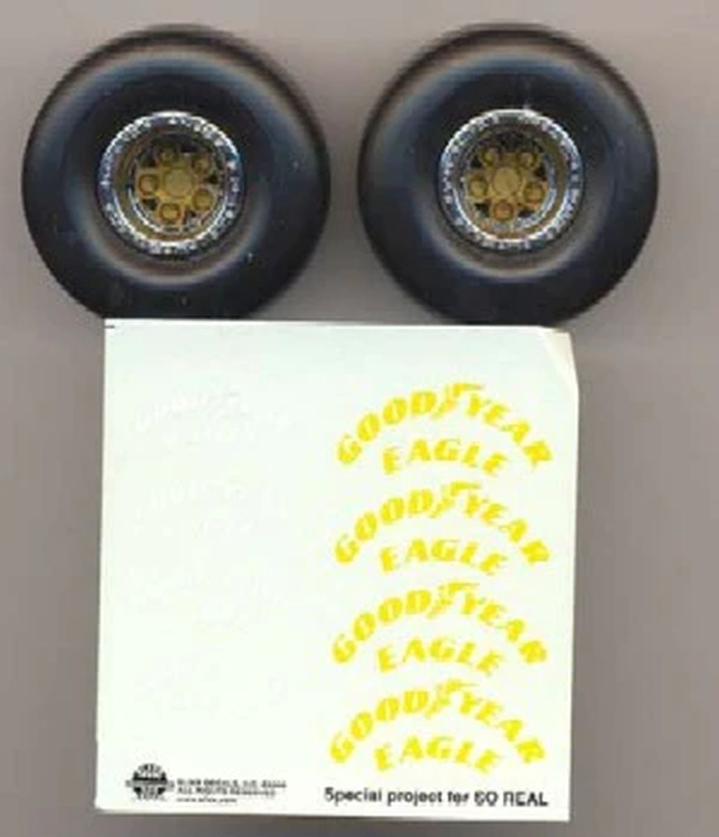 DRAGSTER REAR RIMS & SLICKS