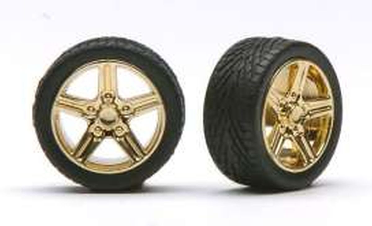 BELAGIO'S  RIMS W/TIRES GOLD