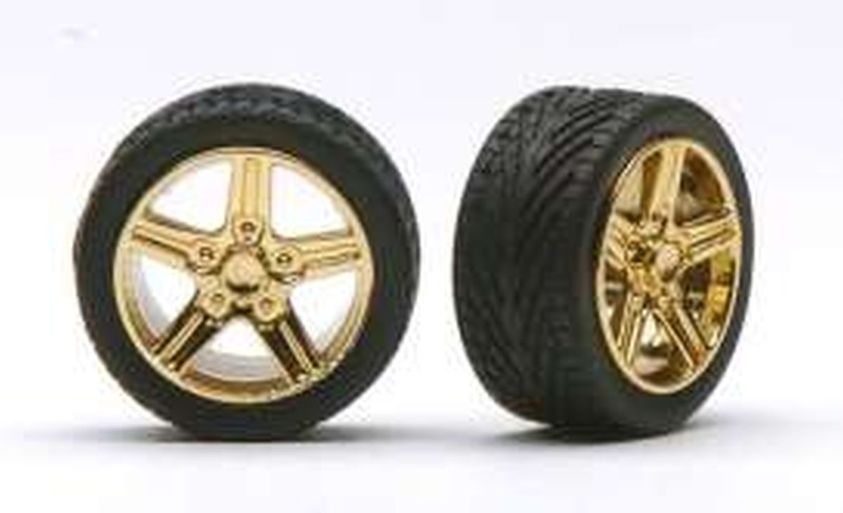 IROK'S  RIMS W/TIRES GOLD