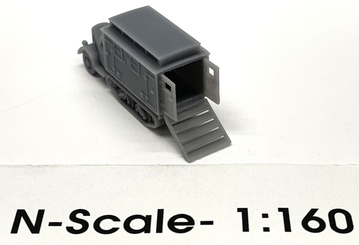 N Open Door Amulance Half-Track (1)