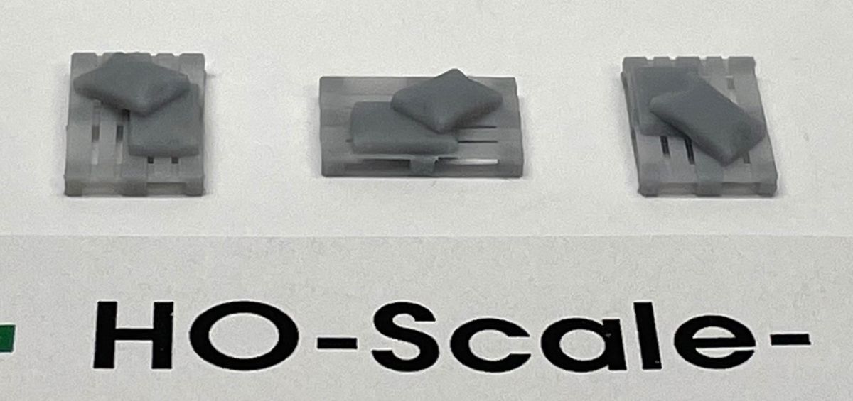 HO Sacks on Pallet - Partial Load