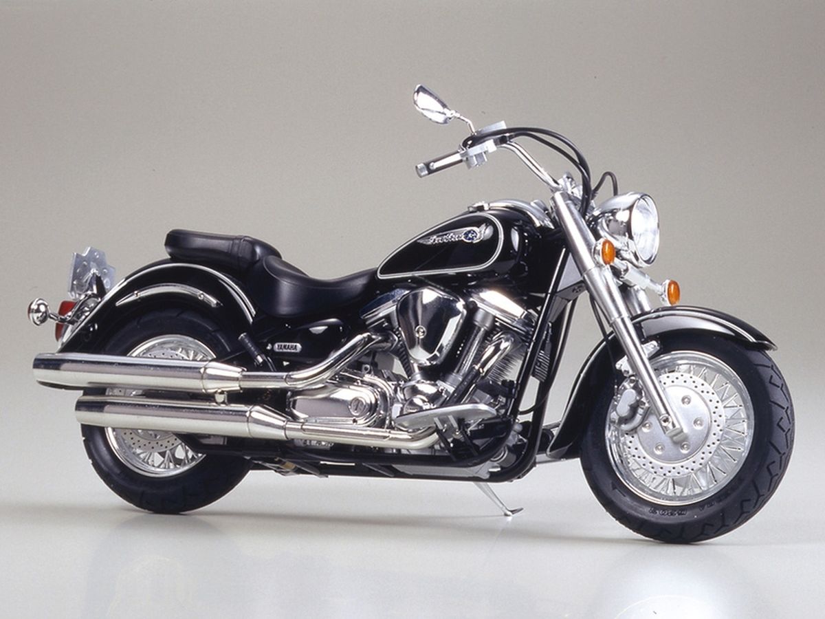 Yamaha XV1600 Road Star