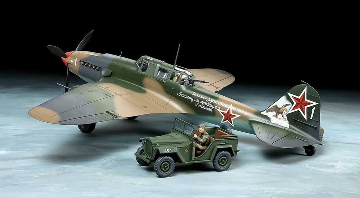 IL-2 Shturmovik & GAZ-67B 1/48