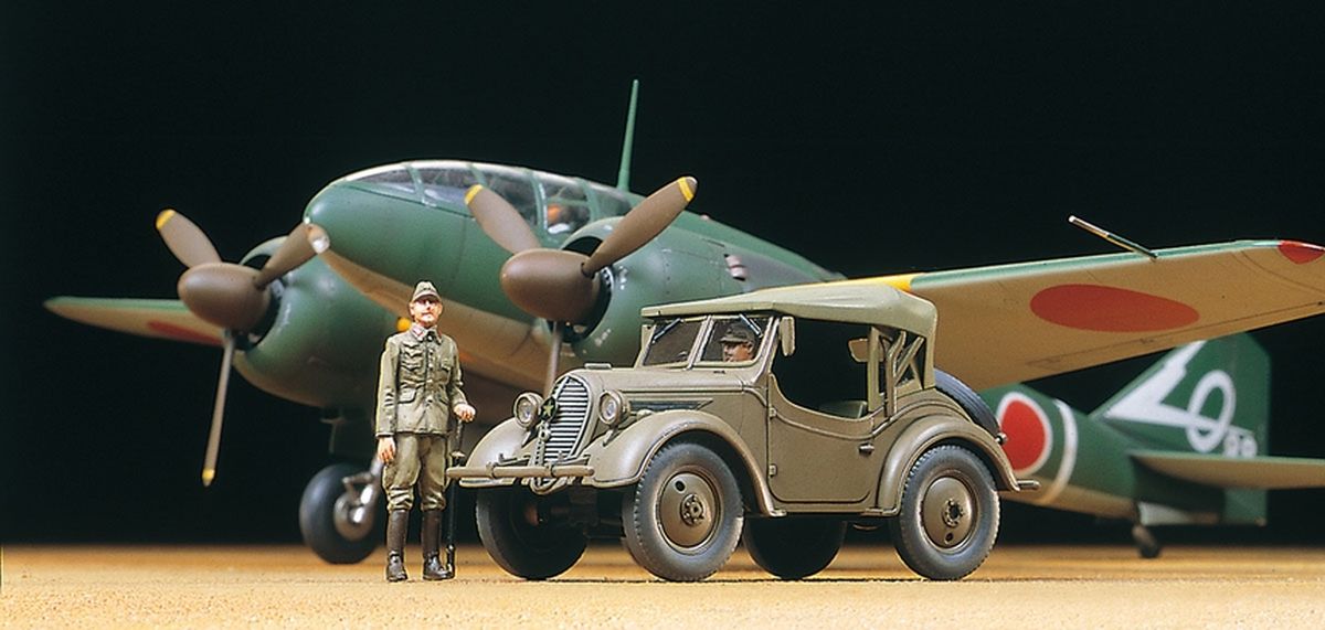 1/48 Mitsubishi Ki-46 III Type 100 & 4x4 Light Vehicle Kurog