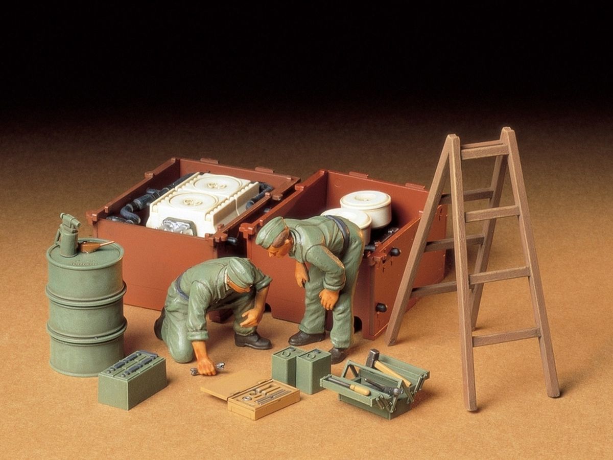 German Tank Maintenance Crew