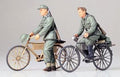 German Soldiers w/Bicycle 1/35