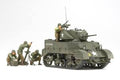 US Light Tank M5A1 - Pursuit Operation w/4 Figures