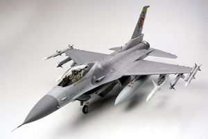 F-16CJ Fighting Falcon 1/32